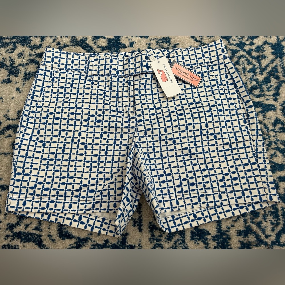 Vineyard Vines Printed Shorts – Size 6 – Blue & White – NWT
